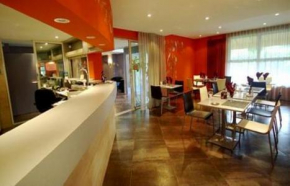 Гостиница Hôtel-Restaurant Le Luron  Люр